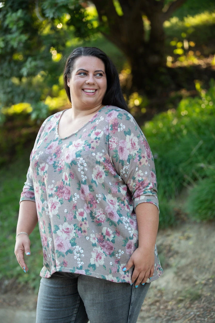 Boutique Simplified Cappuccino Floral 3/4 Sleeve Top 4 Boutique Simplified Cappuccino Floral 3/4 Sleeve Top