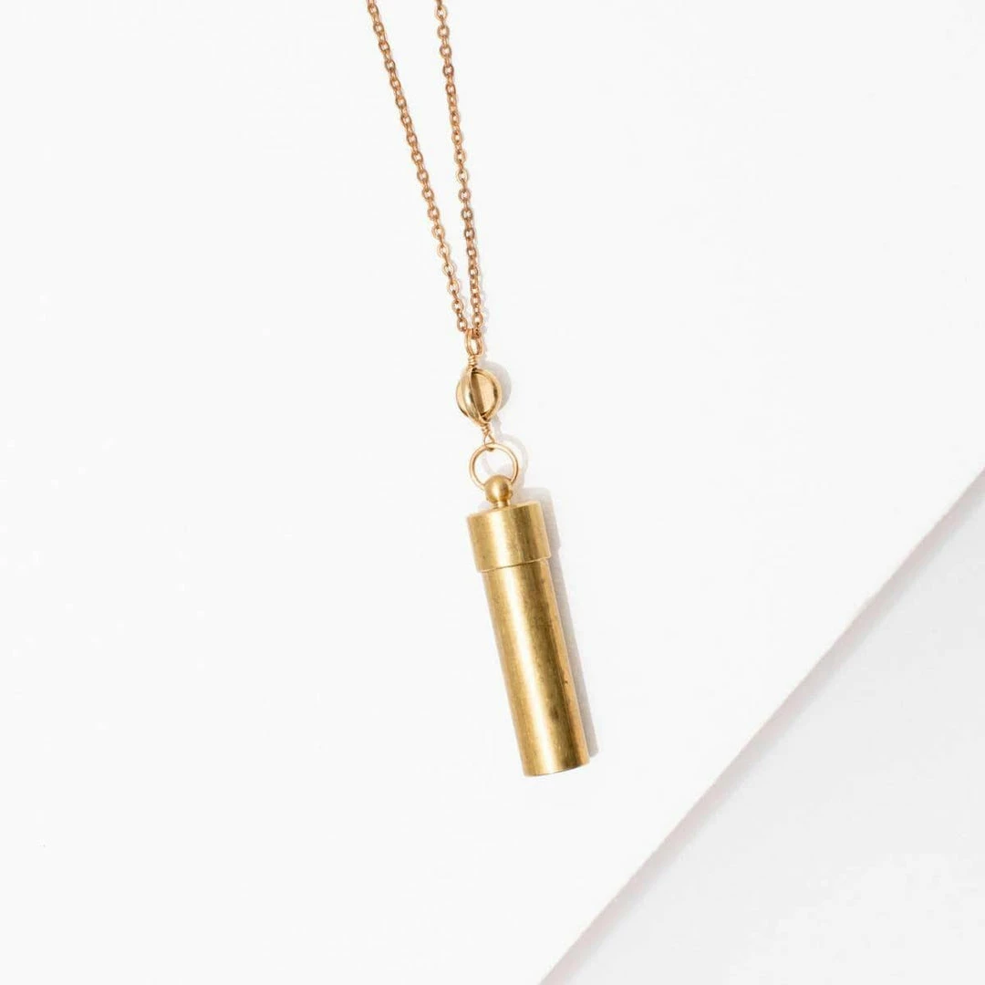 Larissa Loden Jewelry Larissa Loden Time Capsule Necklace Jewelry + Handbags + Accessories 3 Larissa Loden Jewelry Larissa Loden Time Capsule Necklace Jewelry + Handbags + Accessories