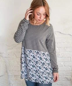 LLove Fontaine Floral Color Block Top (GHG-S)