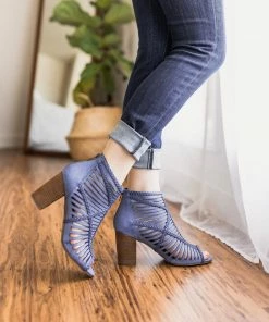 Not Rated Love To All Sandals In Blue