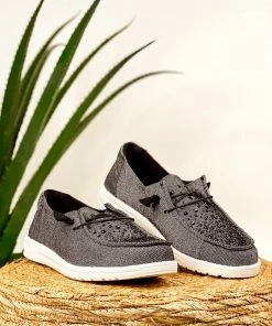 Not Rated Maco Water Drop Sneaker In Black