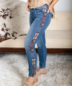 Boutique Simplified Apparel Southwestern Belle Judy Blue Skinnies