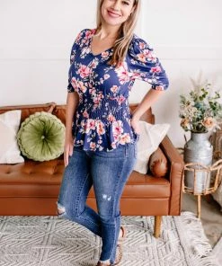 No Ship Drop Ship Evening In The Tropics In Navy Florals (GHG-S)
