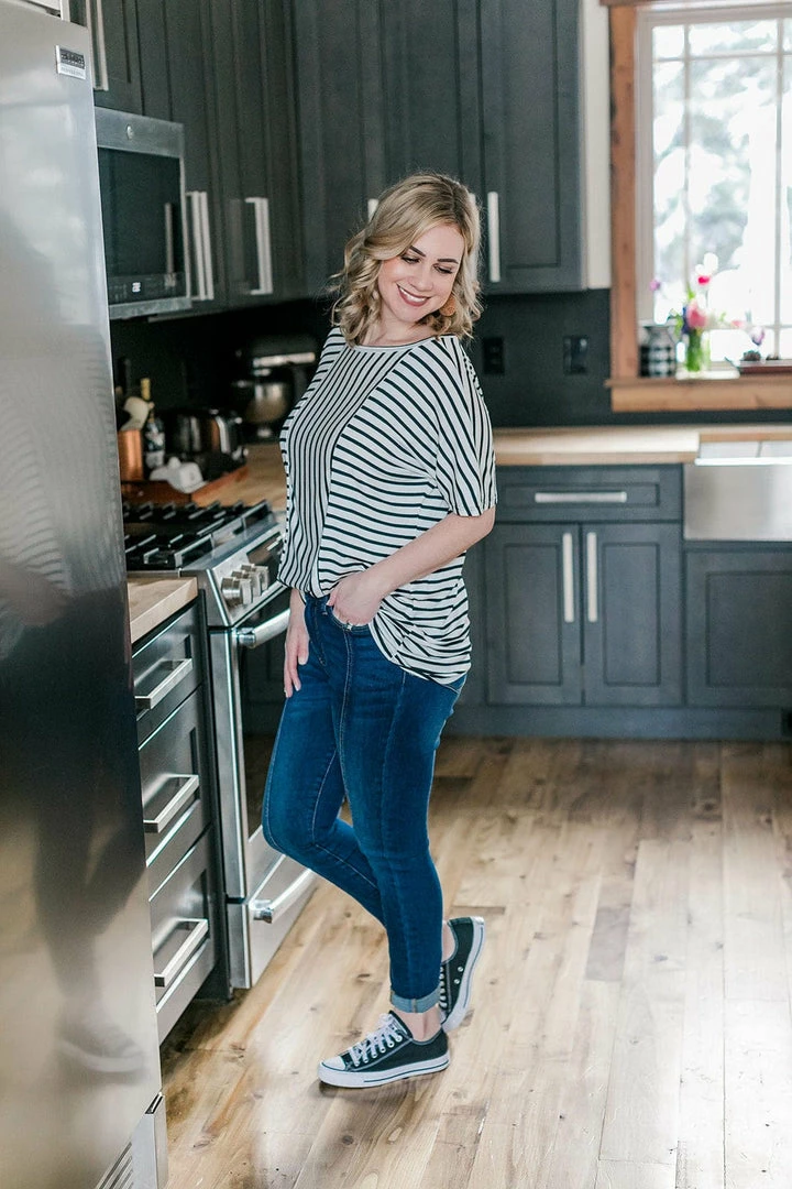 No Ship Drop Ship Hold The Line In Black & Ivory (GHG-S,M,2X) 2 No Ship Drop Ship Hold The Line In Black & Ivory (GHG-S,M,2X)