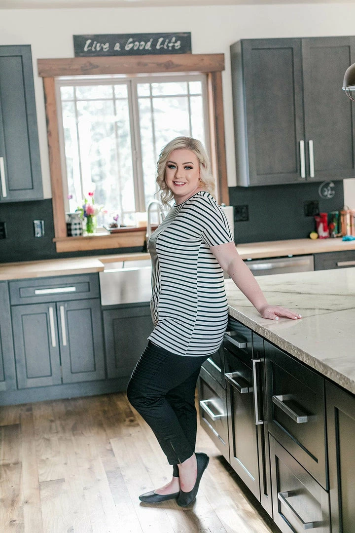 No Ship Drop Ship Hold The Line In Black & Ivory (GHG-S,M,2X) 8 No Ship Drop Ship Hold The Line In Black & Ivory (GHG-S,M,2X)