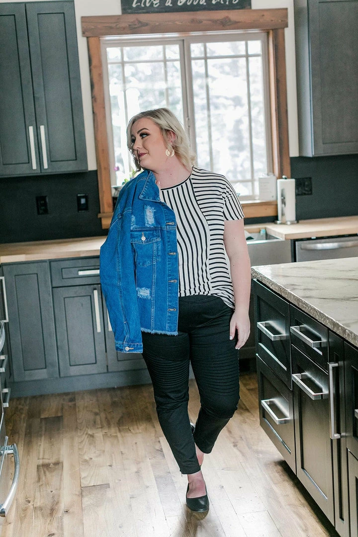 No Ship Drop Ship Hold The Line In Black & Ivory (GHG-S,M,2X) 10 No Ship Drop Ship Hold The Line In Black & Ivory (GHG-S,M,2X)