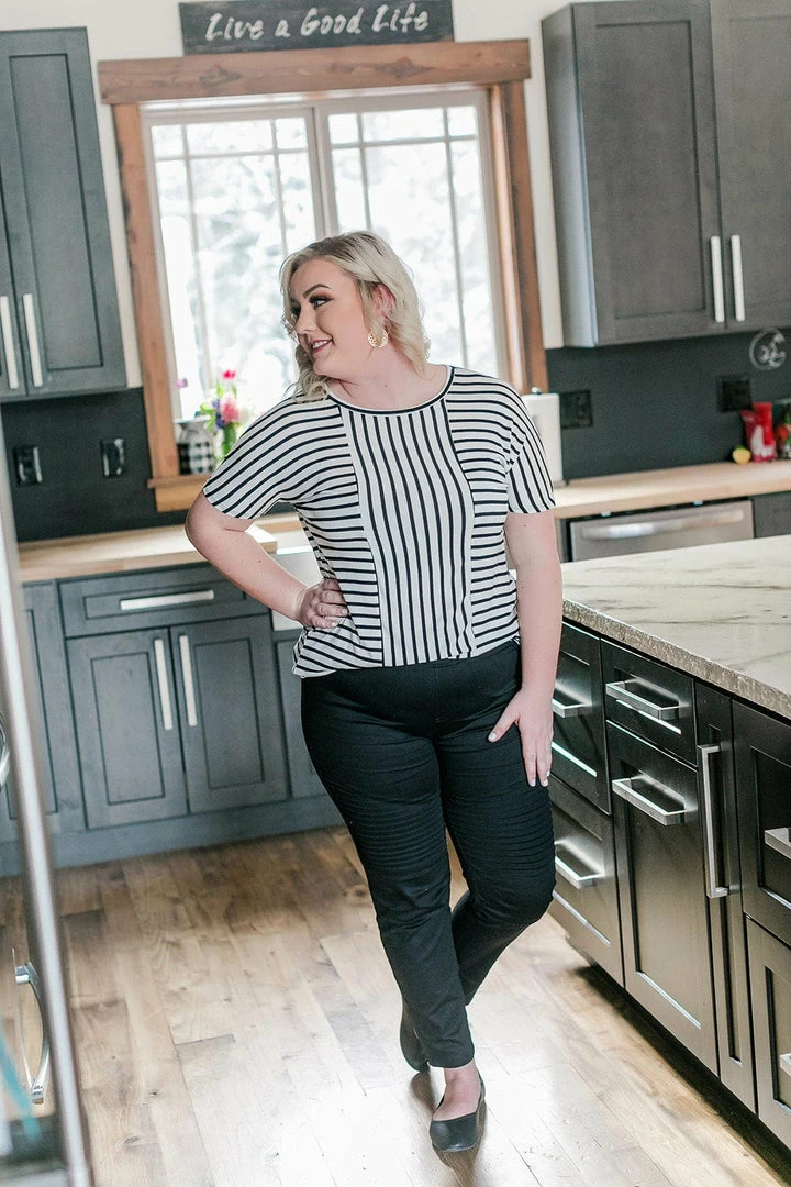 No Ship Drop Ship Hold The Line In Black & Ivory (GHG-S,M,2X) 13 No Ship Drop Ship Hold The Line In Black & Ivory (GHG-S,M,2X)