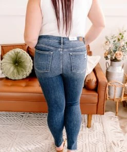 No Ship Drop Ship Into The Fray Hem Judy Blue Jeans (GHG-7)