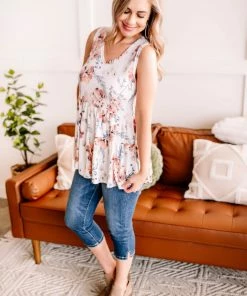 No Ship Drop Ship The Tracks Of My Tiers Sleeveless Top In White Floral (GHG-S) GHG- Shop Singles