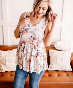 No Ship Drop Ship The Tracks Of My Tiers Sleeveless Top In White Floral (GHG-S) GHG- Shop Singles