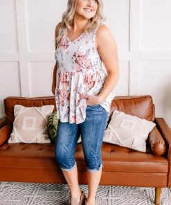 No Ship Drop Ship The Tracks Of My Tiers Sleeveless Top In White Floral (GHG-S) GHG- Shop Singles