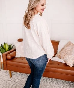 No Ship Drop Ship Turn Me Loose Crochet Sleeve Top In Natural (GHG-S) 19 No Ship Drop Ship Turn Me Loose Crochet Sleeve Top In Natural (GHG-S)