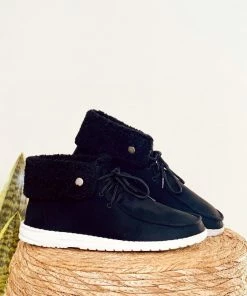 VERY G Shoes Gypsy Jazz Odeme Sneakers In Black