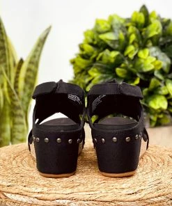 Very G Paulie Wedge In Black Apparel