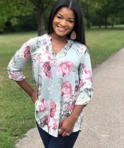 Boutique Simplified Picture Perfect 3/4 Sleeve Tunic