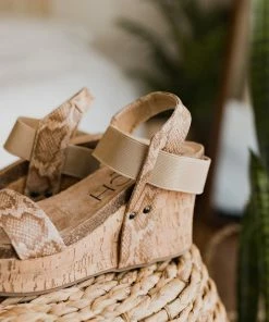 Matisse Point Break Wedge In Natural
