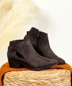 Not Rated Priscilla Bootie In Black