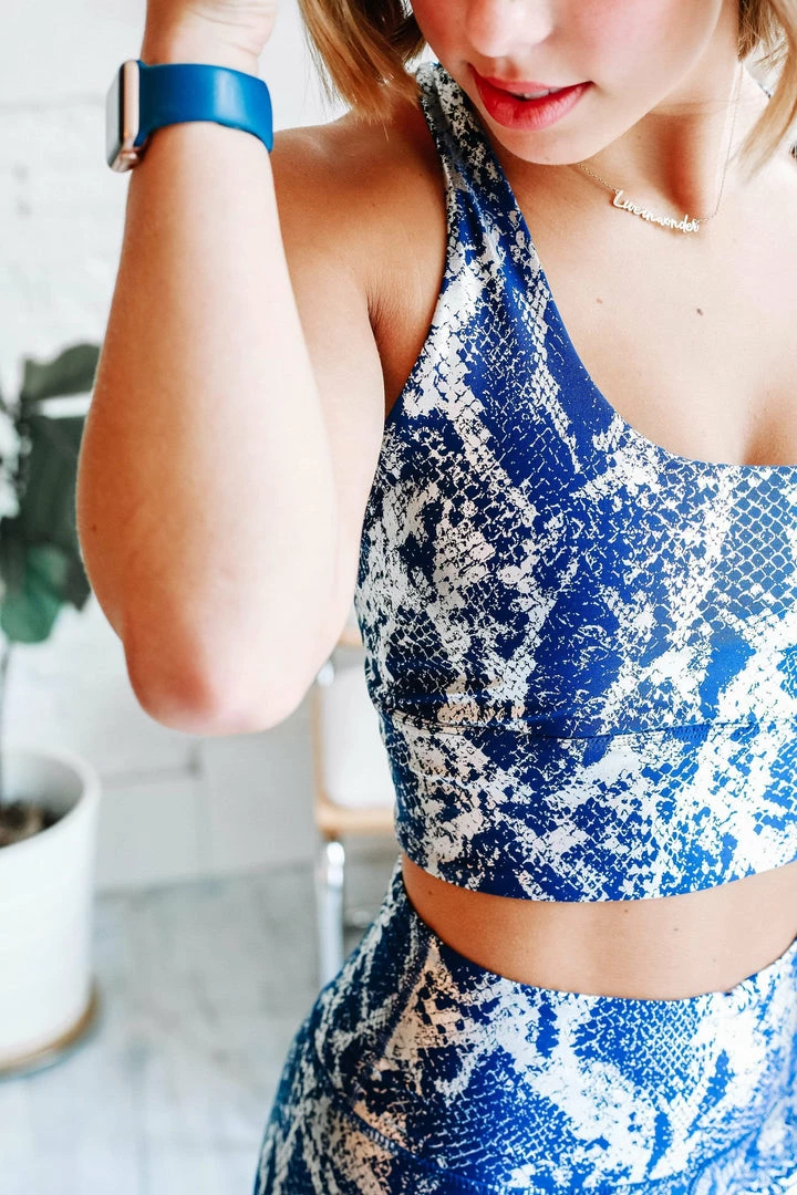 Rae Mode Singing Every Verse Metallic Sports Bra In Blue Apparel 6 Rae Mode Singing Every Verse Metallic Sports Bra In Blue Apparel