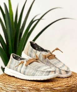 Apparel Gypsy Jazz Raya Sneakers In Blue