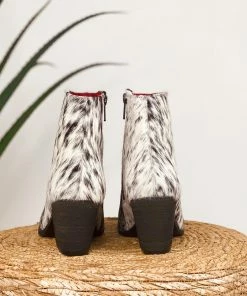 Alcala Richard Hide Booties In Black Apparel