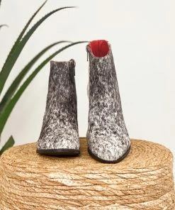 Alcala Richard Hide Booties In Black Apparel