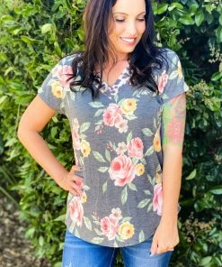 Boutique Simplified Rose Of The Amazon Short Sleeve Top 11 Boutique Simplified Rose Of The Amazon Short Sleeve Top