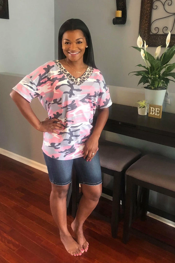 Boutique Simplified Running From You Short Sleeve Tee 1 Boutique Simplified Running From You Short Sleeve Tee