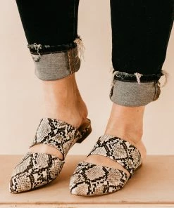 Matisse Shay Mule In White Snake Shoes
