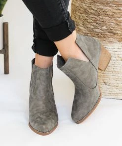 Not Rated Shea Bootie In Grey
