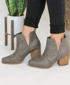 Not Rated Shea Bootie In Grey
