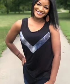 Boutique Simplified Smoke And Mirrors Sleeveless Tunic