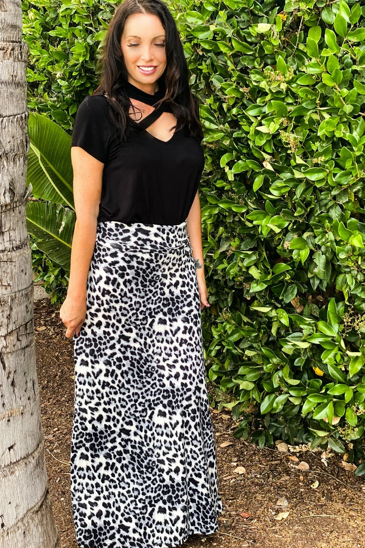 Boutique Simplified Snow Leopard Maxi Skirt 2 Boutique Simplified Snow Leopard Maxi Skirt