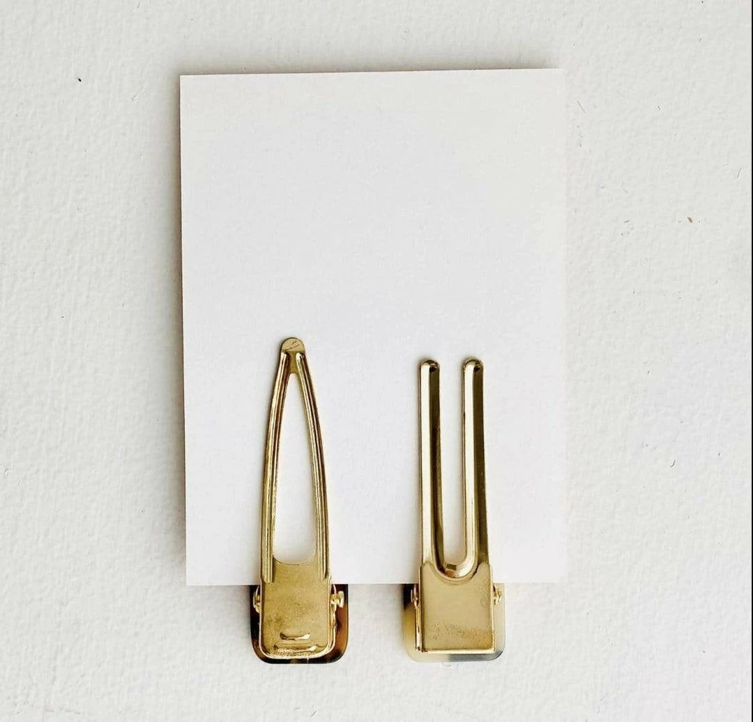 Tiny Gift Society Gorgeous Tortoise Clip Hair Accessory *Coloring Can Vary 2 Tiny Gift Society Gorgeous Tortoise Clip Hair Accessory *Coloring Can Vary