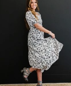 Trendsi Simply Smitten Floral Midi Dress