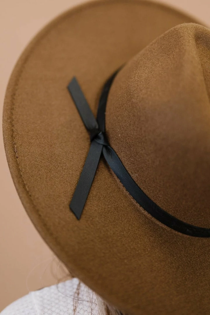 Trendsi Wanderlust Faux Leather Strap Fedora Hat 3 Trendsi Wanderlust Faux Leather Strap Fedora Hat