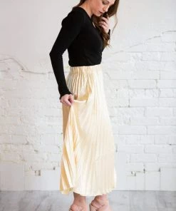 Umgee Apparel Metallic HighWaist Pleated Midi Skirt