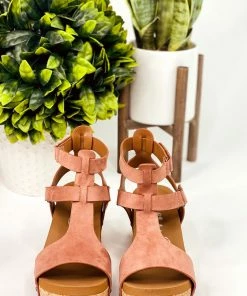 Very G Willa Wedge In Coral