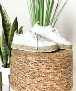 Not Rated Yaras Sneakers In White Apparel 8 Not Rated Yaras Sneakers In White Apparel