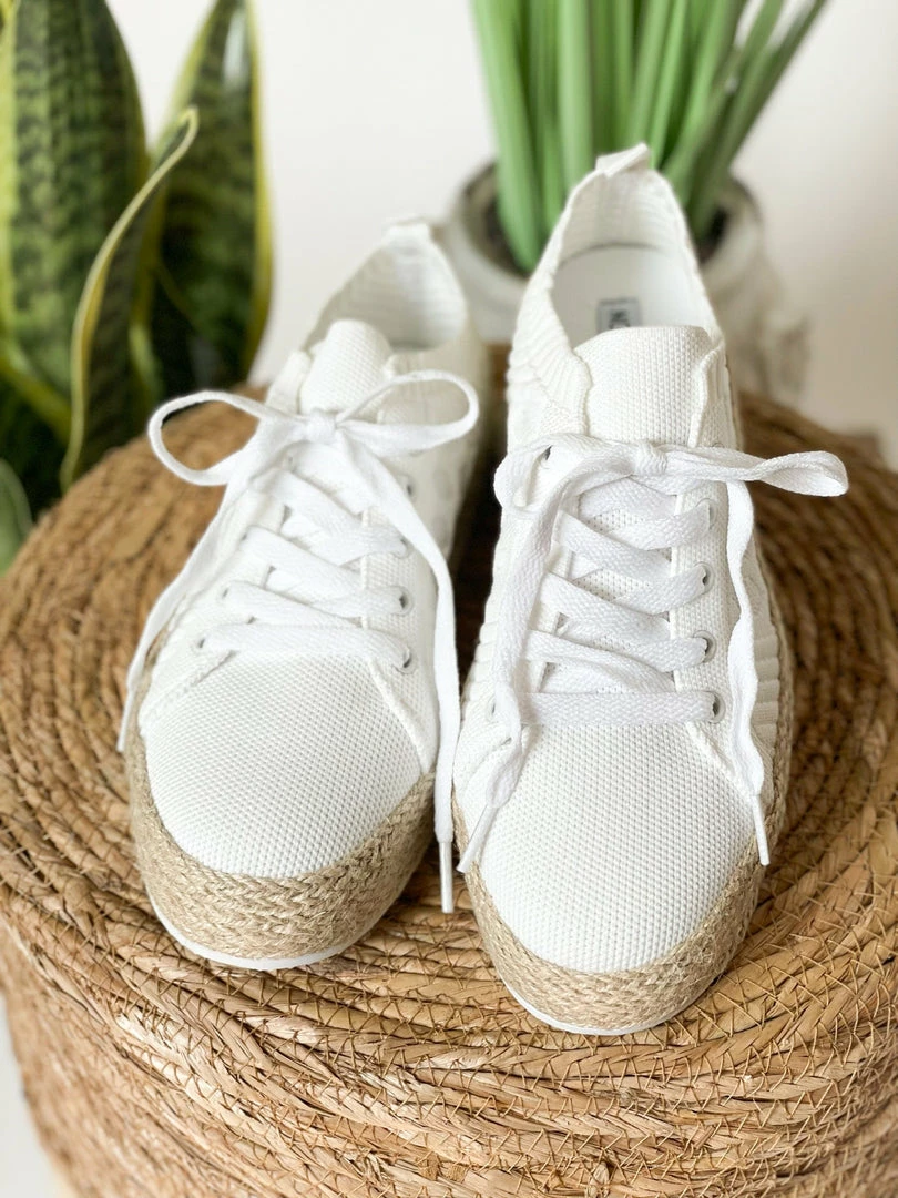 Not Rated Yaras Sneakers In White Apparel 1 Not Rated Yaras Sneakers In White Apparel