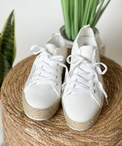 Not Rated Yaras Sneakers In White Apparel 10 Not Rated Yaras Sneakers In White Apparel