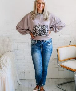 Zenana Friends For Life. Tan Leopard Hoodie 8 Zenana Friends For Life. Tan Leopard Hoodie