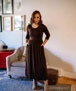 Zenana Apparel Kennedy Pleat Midi Dress In Chocolate 11 Zenana Apparel Kennedy Pleat Midi Dress In Chocolate