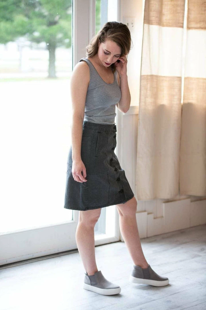 Zenana Apparel Berkley Scoop Neck Seamless Tank Top 12 Zenana Apparel Berkley Scoop Neck Seamless Tank Top