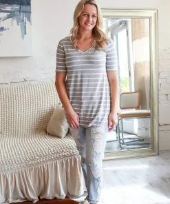 Zenana Apparel Laurel Stripe V-Neck 57 Zenana Apparel Laurel Stripe V-Neck