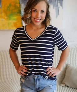 Zenana Apparel Laurel Stripe V-Neck 40 Zenana Apparel Laurel Stripe V-Neck