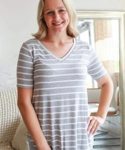 Zenana Apparel Laurel Stripe V-Neck 50 Zenana Apparel Laurel Stripe V-Neck